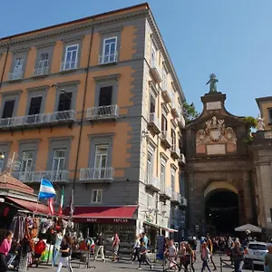 Piazza Dante 22 , Nápoles Italia